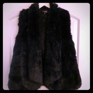 Kiss & Tell brand, Black faux fur vest